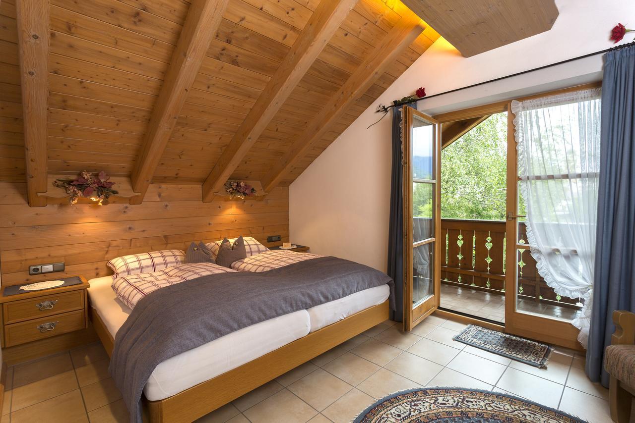 Ferienhaeuser Werdenfels Mittenwald Buitenkant foto